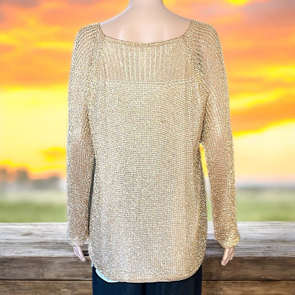 Chico’s Loose Gold Shine-Stitch Amanda Pullover with Attached Shell - Picture 13 of 16